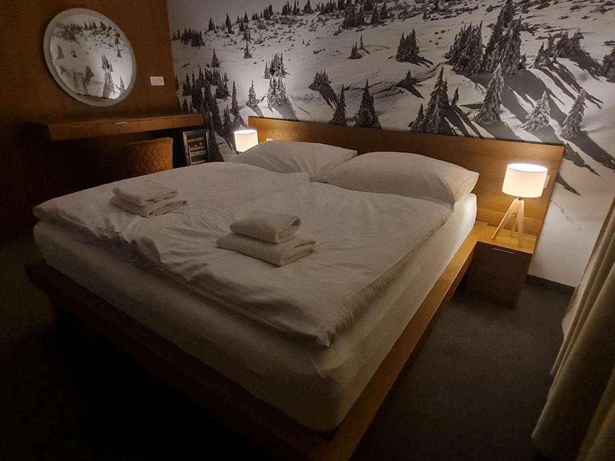 Snowland Apartmany Valca Ngoại thất bức ảnh