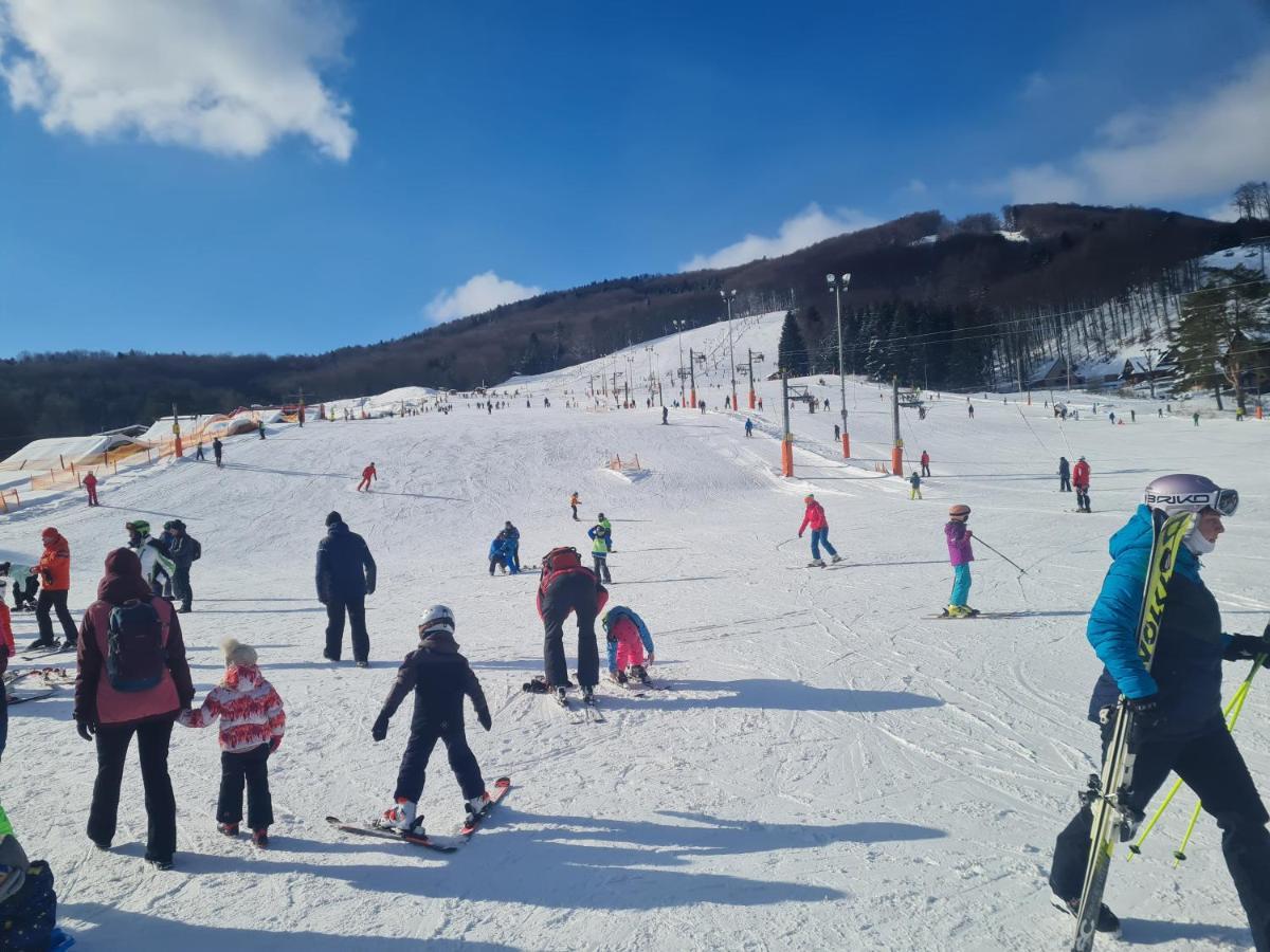 Snowland Apartmany Valca Ngoại thất bức ảnh
